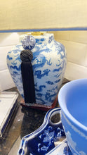 Load image into Gallery viewer, Chinoiserie Decorative Tassel Black - Chinoiserie jewelry