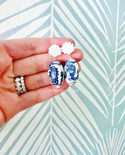 Load image into Gallery viewer, Chinoiserie Coastal Seashell Earrings - Chinoiserie jewelry