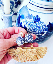 Load image into Gallery viewer, Rattan Chinoiserie Fan Earrings - Chinoiserie jewelry