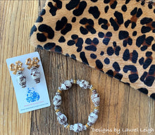 Load image into Gallery viewer, Chinoiserie Ginger Jar Beaded Bracelet - Brown & White - Ginger jar
