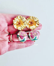 Load image into Gallery viewer, Pink &amp; Green Peony Drop Earrings - Chinoiserie jewelry