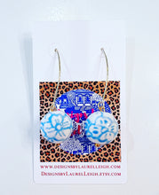 Load image into Gallery viewer, Wedgwood Blue & White Chinoiserie Drop Earrings - Chinoiserie jewelry