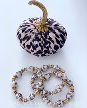 Load image into Gallery viewer, Chinoiserie Ginger Jar Beaded Bracelet - Brown & White - Ginger jar