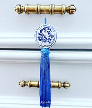 Load image into Gallery viewer, Blue & White Chinoiserie Decorative Tassel - Chinoiserie jewelry