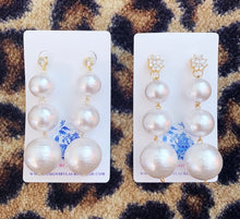 Load image into Gallery viewer, Rhinestone & Graduated Cotton Pearl Bonbon Drop Earrings - 2 Styles - Ginger jar