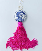 Load image into Gallery viewer, Blue & White Chinoiserie Decorative Tassel - Chinoiserie jewelry
