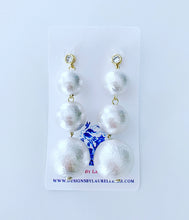 Load image into Gallery viewer, Rhinestone & Graduated Cotton Pearl Bonbon Drop Earrings - 2 Styles - Ginger jar