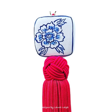 Load image into Gallery viewer, Blue & White Chinoiserie Decorative Tassel - Chinoiserie jewelry