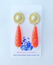 Load image into Gallery viewer, Sunflower Carved Floral Teardrop Earrings - 3 Colors - Ginger jar