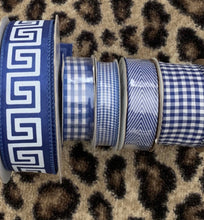 Load image into Gallery viewer, Chinoiserie Ornament - Blue & White Cherry Blossom - Chinoiserie jewelry