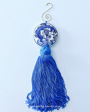 Load image into Gallery viewer, Blue & White Chinoiserie Decorative Tassel - Chinoiserie jewelry
