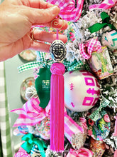 Load image into Gallery viewer, Blue & White Chinoiserie Decorative Tassel - Chinoiserie jewelry