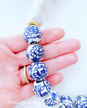 Load image into Gallery viewer, Chunky Blue and White Chinoiserie Pearl & Peony Flower Statement Necklace - Ginger jar