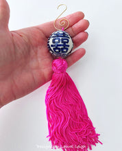 Load image into Gallery viewer, Blue & White Chinoiserie Decorative Tassel - Chinoiserie jewelry