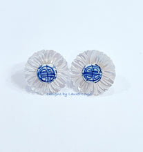 Load image into Gallery viewer, Blue & White Pearl Flower Studs - Chinoiserie jewelry