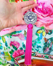 Load image into Gallery viewer, Blue & White Chinoiserie Decorative Tassel - Chinoiserie jewelry
