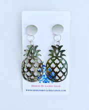 Load image into Gallery viewer, Mother of Pearl Pineapple Statement Earrings - Two Colors - Ginger jar