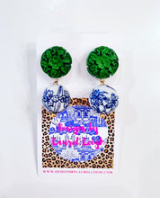 Load image into Gallery viewer, Chinoiserie Green Cinnabar Drop Earrings - Chinoiserie jewelry