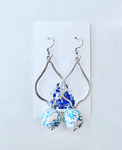 Load image into Gallery viewer, Wedgwood Blue & White Chinoiserie Drop Earrings - Chinoiserie jewelry
