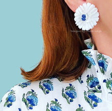 Load image into Gallery viewer, Blue & White Petite Fleur Pearl Studs - Chinoiserie jewelry