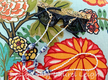 Load image into Gallery viewer, Chinoiserie Ginger Jar & Pearl Eyeglass / Sunglass / Mask Holder / Lanyard Chain / Necklace - 3 Styles - Ginger jar