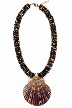 Load image into Gallery viewer, Brown Scollop Shell Spotted Statement Necklace