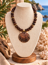 Load image into Gallery viewer, Brown Carved Bead Seashell Necklace