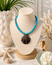 Load image into Gallery viewer, Turquoise Brown Shell Pendant Necklace