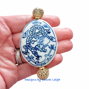 Gold Filigree Chinoiserie Focal Bead Bracelet