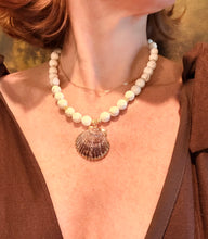 Load image into Gallery viewer, White Turquoise Gemstone Seashell Necklace