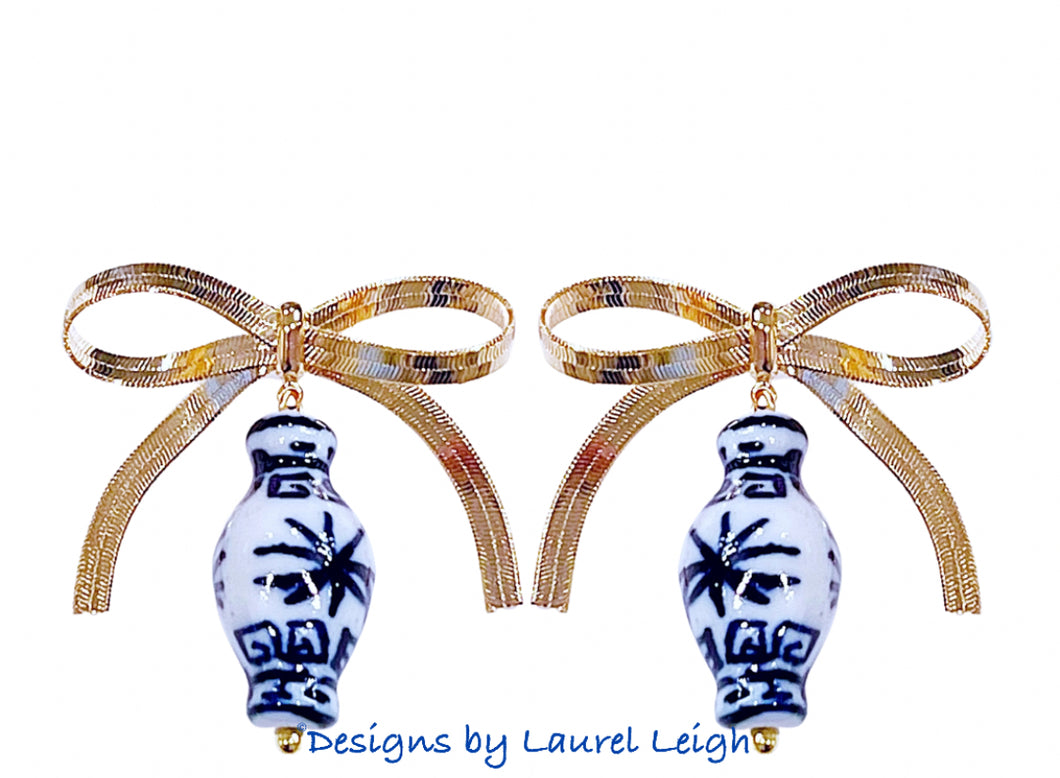 A pair of ginger jar earrings with gold bows