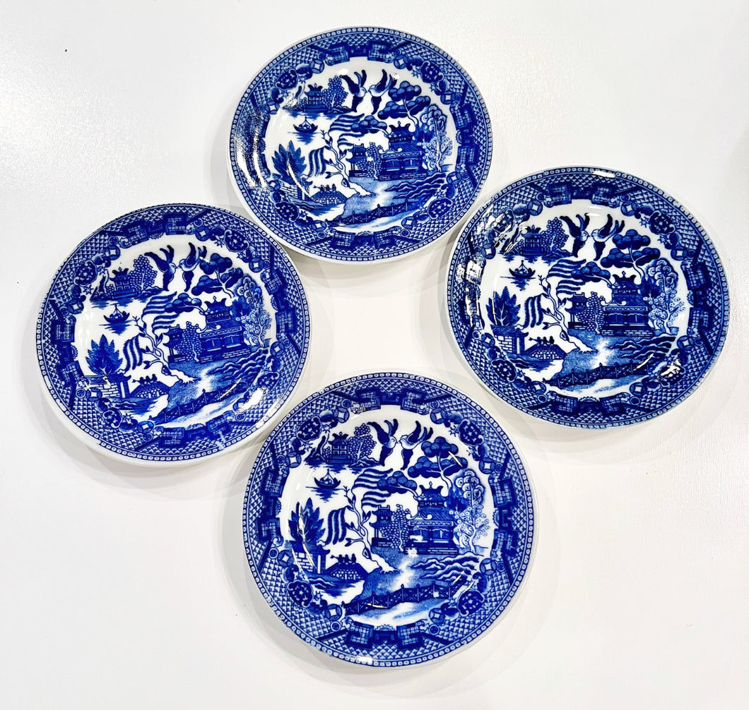 Four Vintage Blue Willow Child’s Tea Set 4.5” Plates - Chinoiserie jewelry
