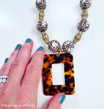 Load image into Gallery viewer, Brown &amp; White Chinoiserie Tortoise Pendant Necklace - Chinoiserie jewelry