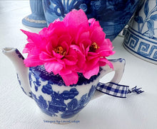 Load image into Gallery viewer, Blue Willow Flower Ornament - Chinoiserie jewelry