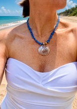 Load image into Gallery viewer, Blue Coral Seashell Pendant Necklace