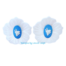 Load image into Gallery viewer, Wedgwood Blue Daffodil Cameo Pearl Studs - Chinoiserie jewelry