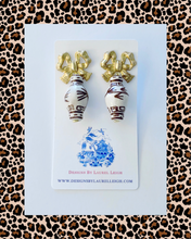 Load image into Gallery viewer, Chinoiserie Ginger Jar Bow Statement Earrings - Brown &amp; White - Ginger jar
