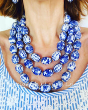 Load image into Gallery viewer, Chinoiserie Blue &amp; White Oval Bead Necklace - Chinoiserie jewelry