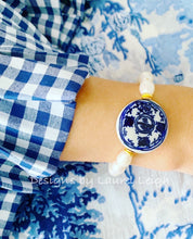 Load image into Gallery viewer, Chinoiserie Coin Bead &amp; Freshwater Pearl Bracelet - White or Peacock Pearls - Ginger jar
