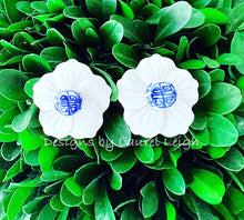 Load image into Gallery viewer, Chinoiserie Floral White Pearl Stud Earrings - Chinoiserie jewelry