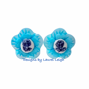 Bright Blue & White Petite Fleur Pearl Studs - Chinoiserie jewelry
