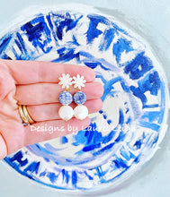 Load image into Gallery viewer, Chinoiserie Blue &amp; White Coin Pearl Earrings - Chinoiserie jewelry