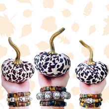 Load image into Gallery viewer, Chunky Chinoiserie Double Happiness Beaded Bracelet - Brown &amp; White - Chinoiserie jewelry