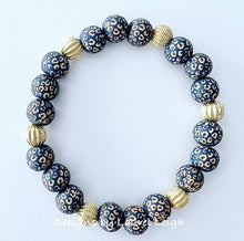 Load image into Gallery viewer, Dainty Etched Leopard Bracelet - Chinoiserie jewelry