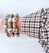 Load image into Gallery viewer, Chinoiserie Ginger Jar Beaded Bracelet - Brown &amp; White - Ginger jar