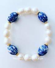 Load image into Gallery viewer, Blue &amp; White Chinoiserie Freshwater Pearl Bracelet - Chinoiserie jewelry