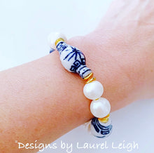 Load image into Gallery viewer, Chinoiserie Ginger Jar and Freshwater Pearl Bracelet - 2 Styles - Ginger jar