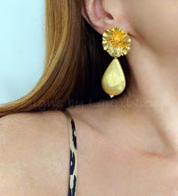 Load image into Gallery viewer, Gold Floral Teardrop Earrings - Ginger jar