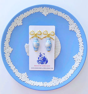 Wedgwood Blue and White Chinoiserie Ginger Jar Bow Earrings - 2 Styles - Ginger jar
