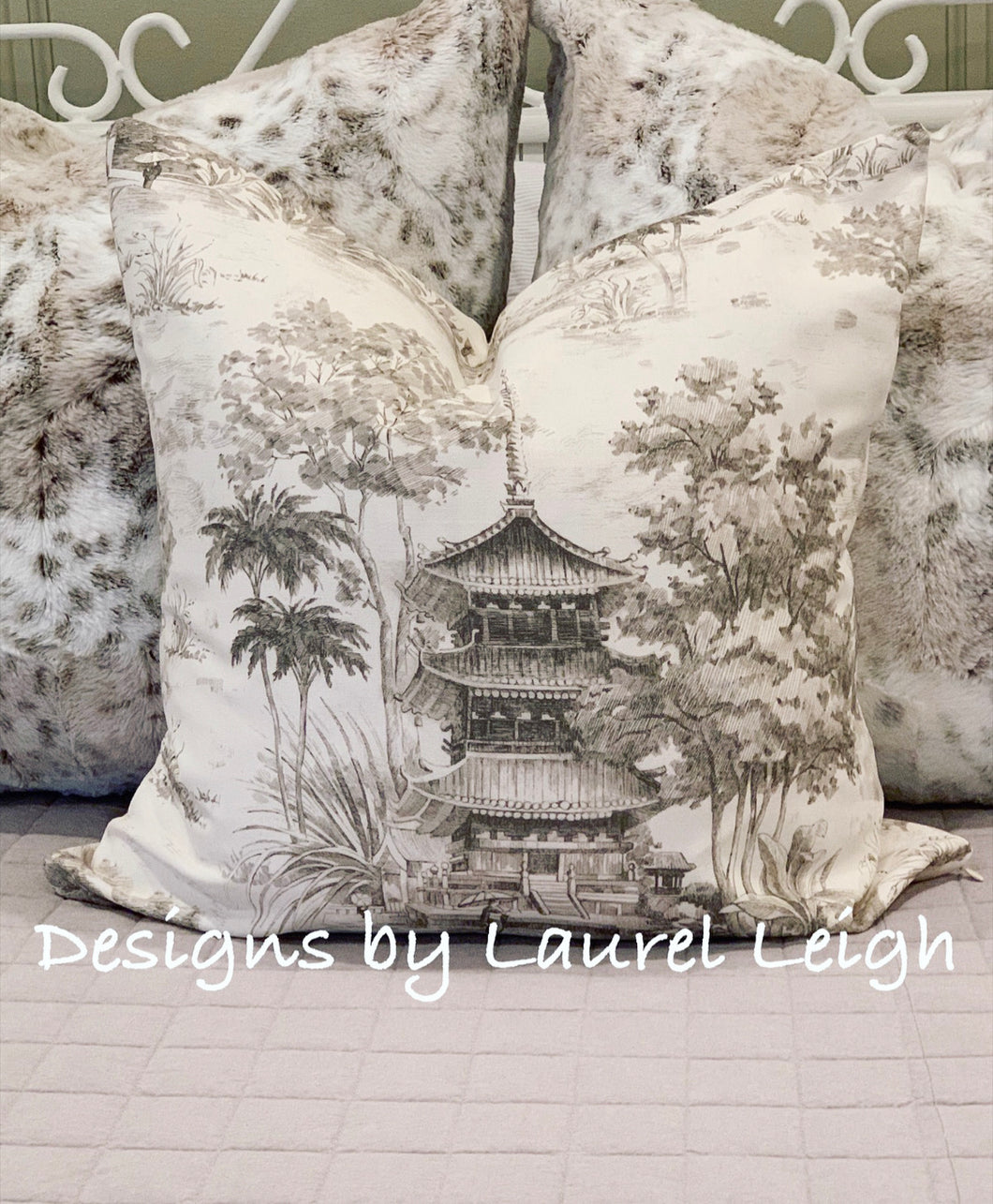 Chinoiserie Pagoda Motif Pillow Cover Set (2) - Griege & Off-White - Ginger jar